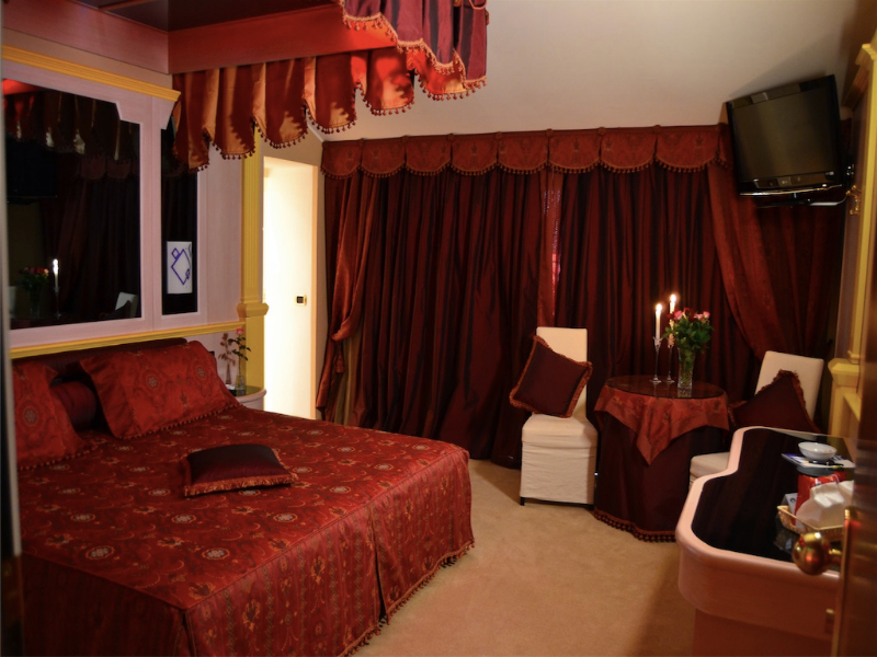 Senior suite Dubai